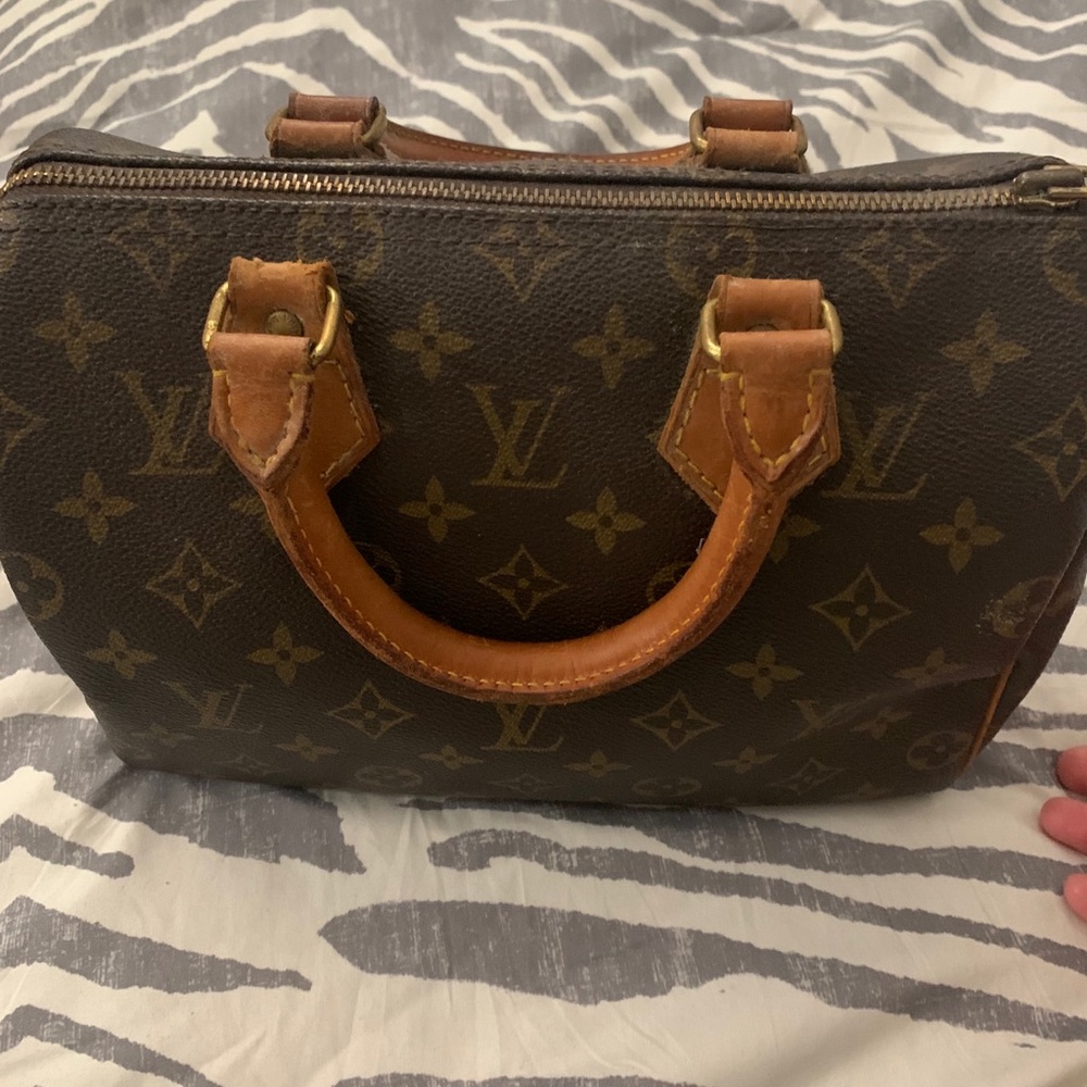 Vintage Louis Vuitton Speedy 25